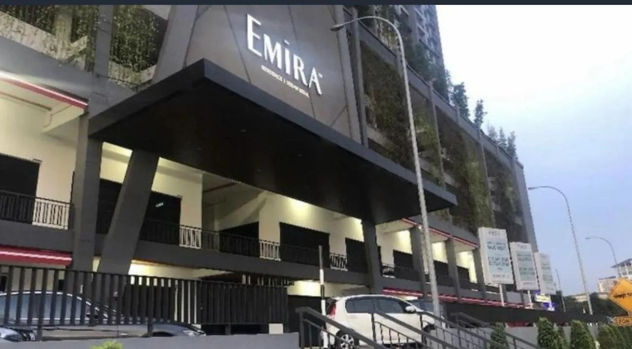 Emira Residence By Aisyieralodgestay Shah Alam Apartment